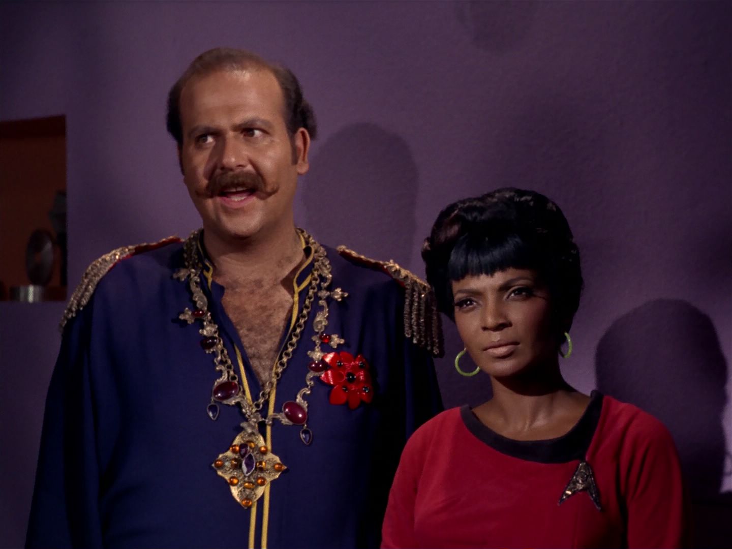 ariane179254_StarTrek_2x08_IMudd_1466.jpg