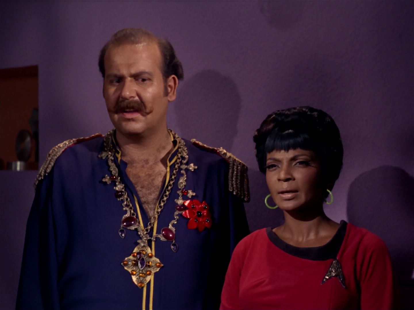 ariane179254_StarTrek_2x08_IMudd_1471.jpg