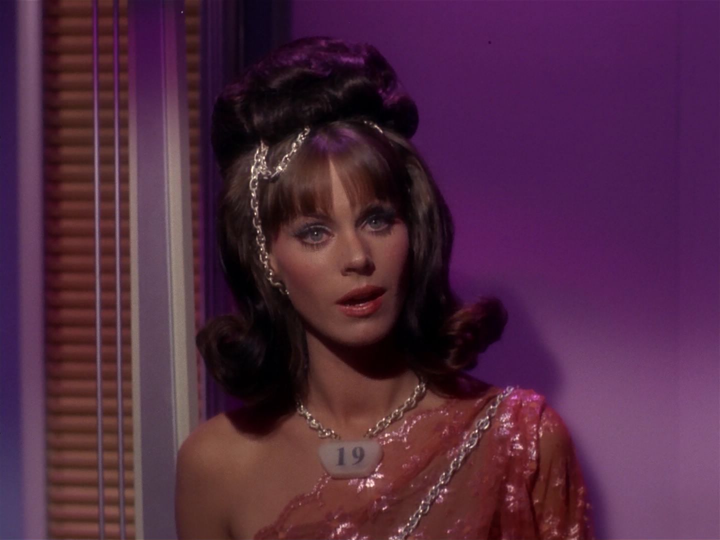 ariane179254_StarTrek_2x08_IMudd_1479.jpg
