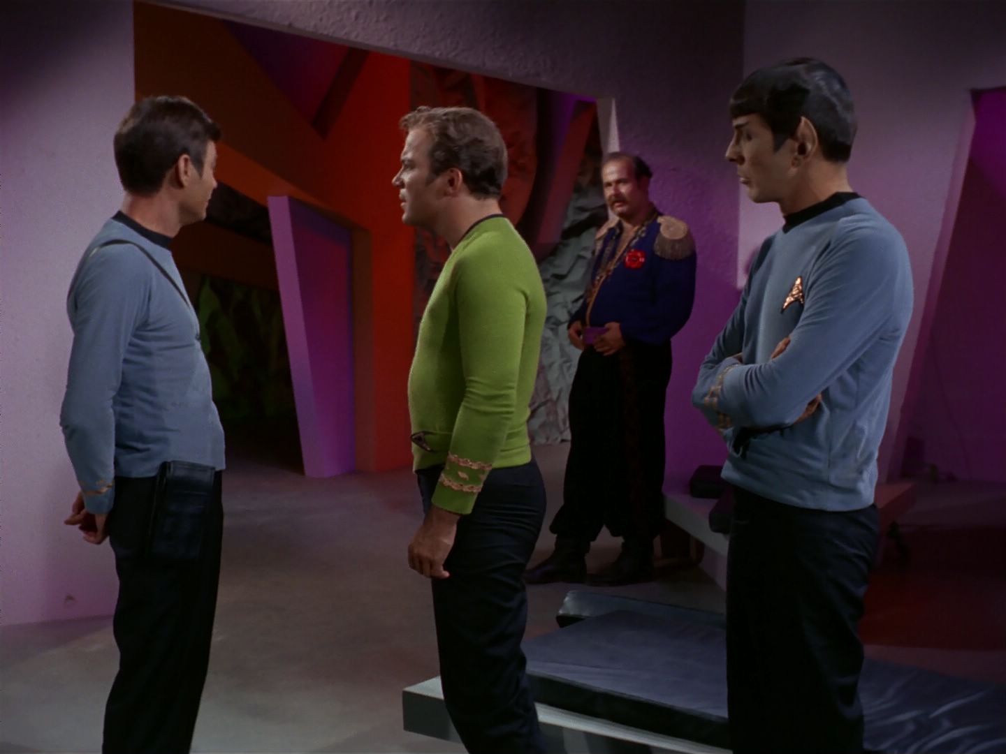 ariane179254_StarTrek_2x08_IMudd_1536.jpg