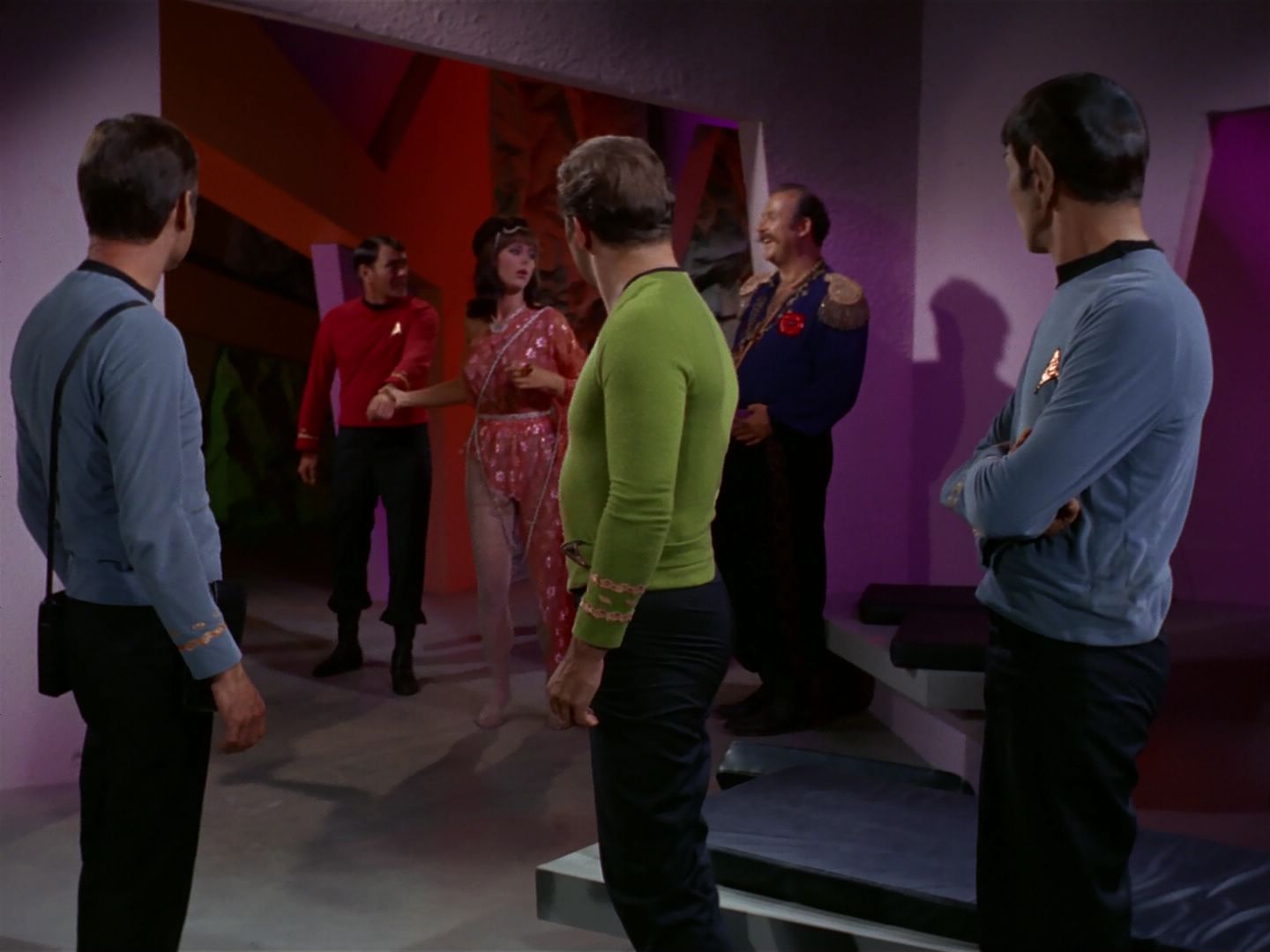 ariane179254_StarTrek_2x08_IMudd_1542.jpg