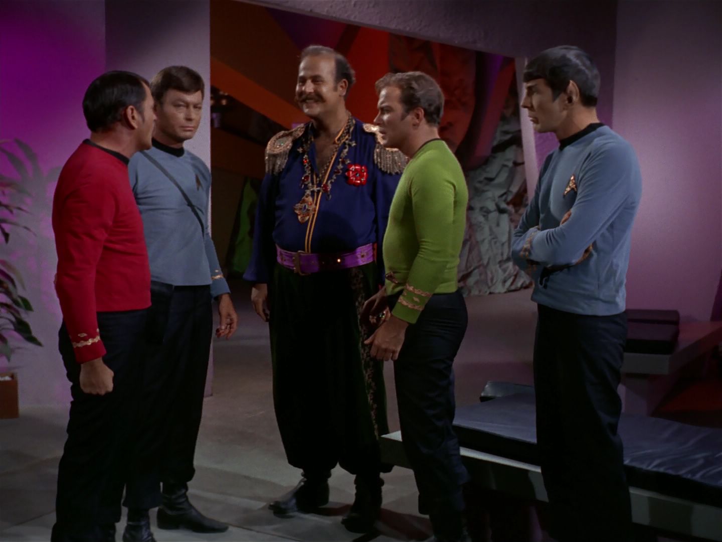 ariane179254_StarTrek_2x08_IMudd_1553.jpg