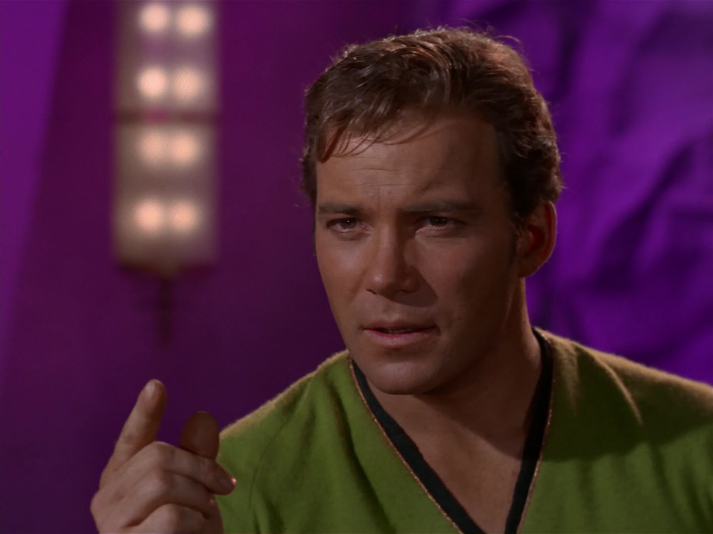 ariane179254_StarTrek_2x08_IMudd_1554.jpg