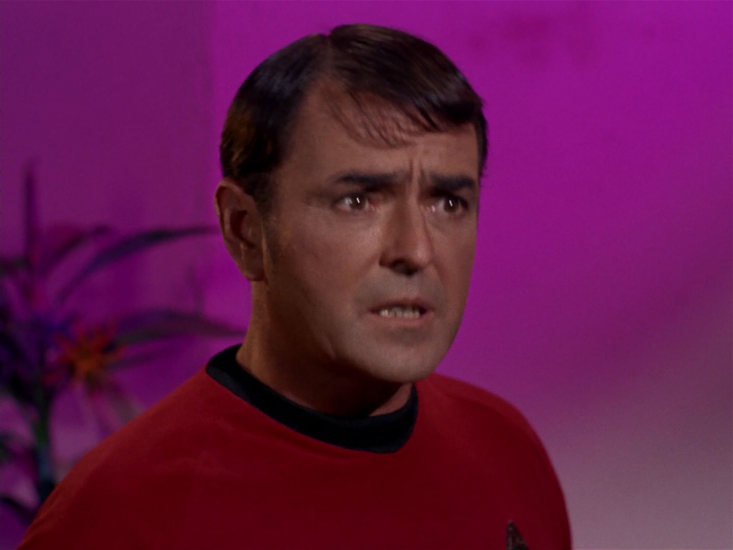 ariane179254_StarTrek_2x08_IMudd_1556.jpg