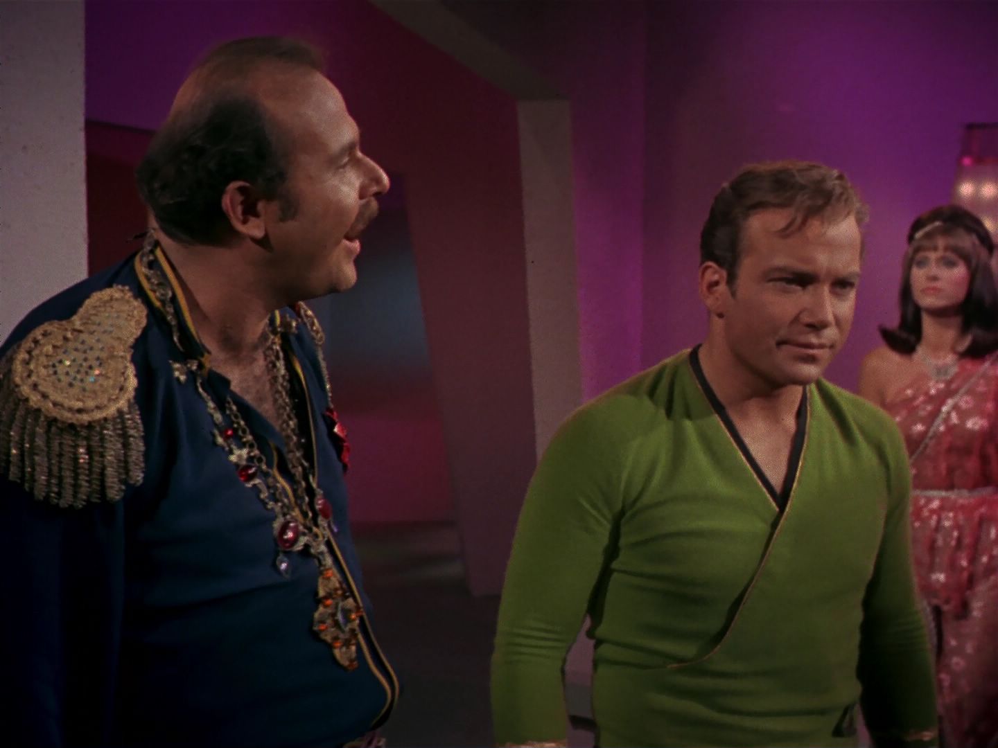 ariane179254_StarTrek_2x08_IMudd_1620.jpg