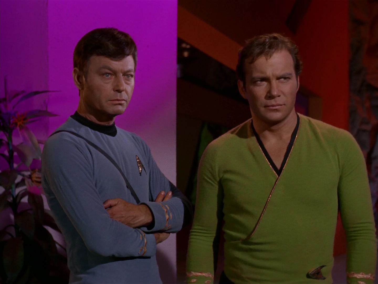 ariane179254_StarTrek_2x08_IMudd_1649.jpg