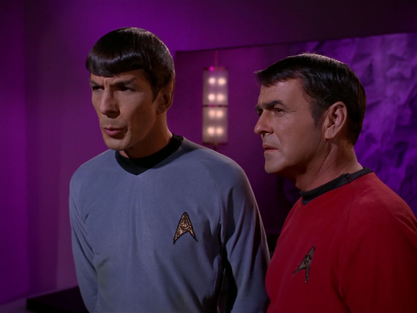 ariane179254_StarTrek_2x08_IMudd_1658.jpg