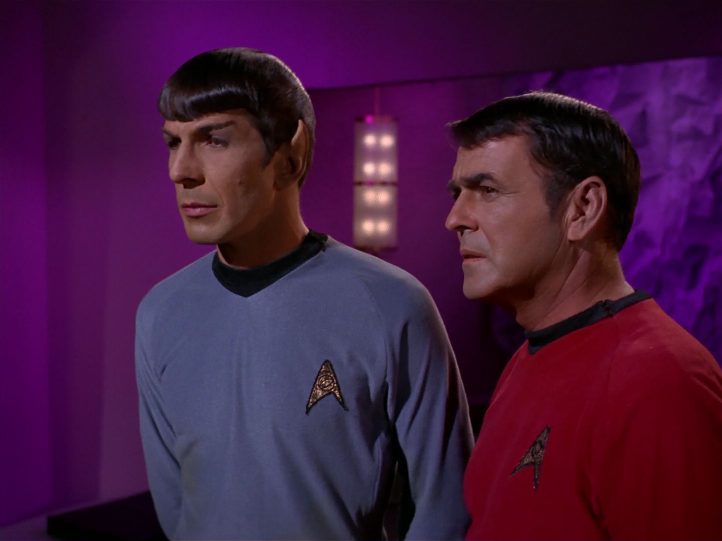 ariane179254_StarTrek_2x08_IMudd_1660.jpg