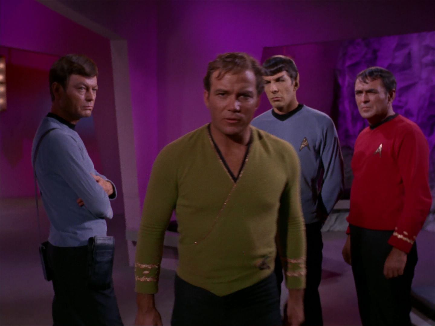 ariane179254_StarTrek_2x08_IMudd_1665.jpg