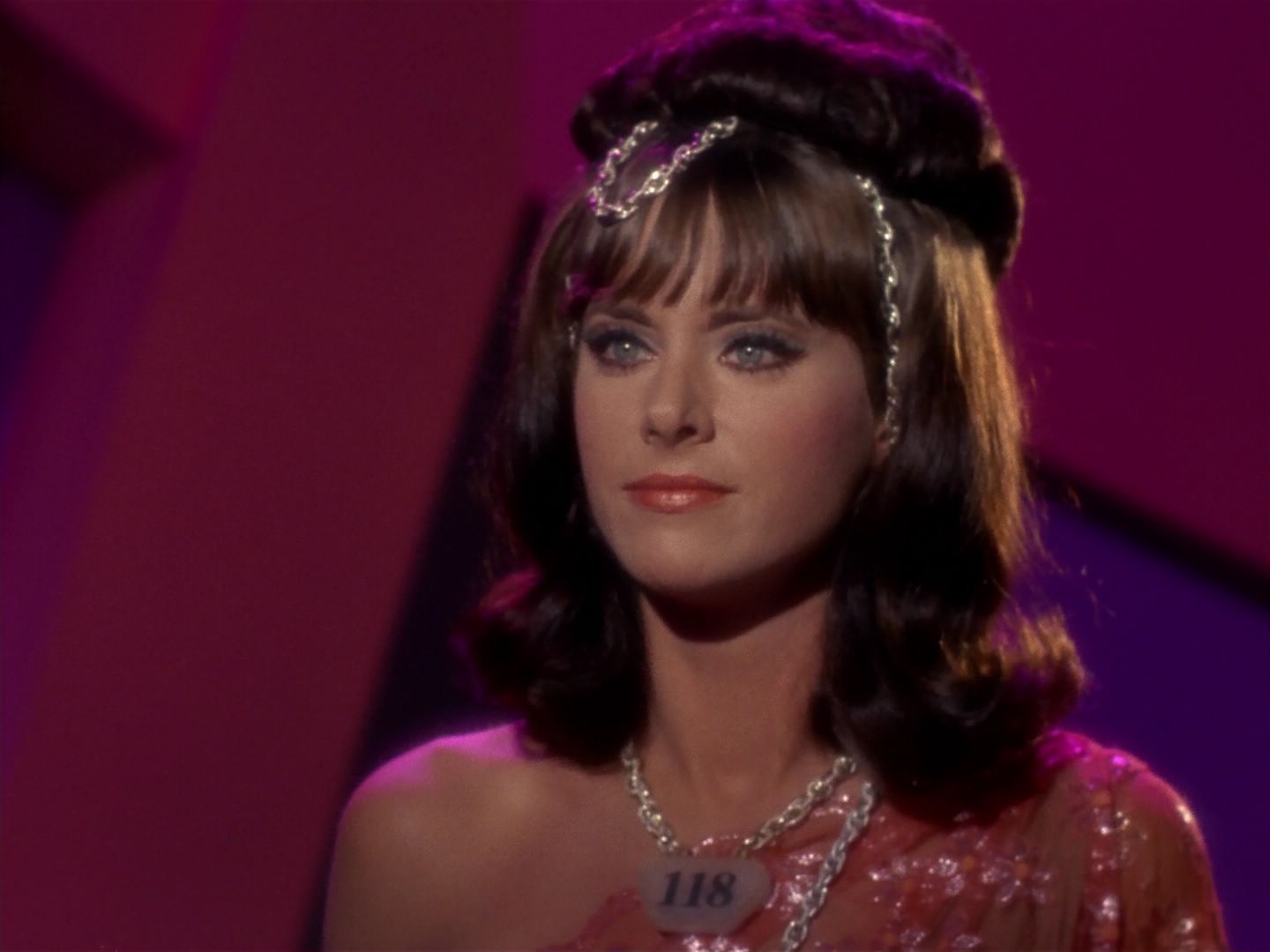 ariane179254_StarTrek_2x08_IMudd_1707.jpg