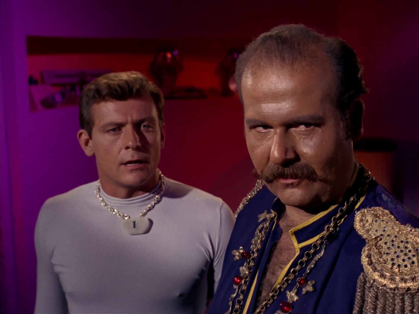 ariane179254_StarTrek_2x08_IMudd_1791.jpg