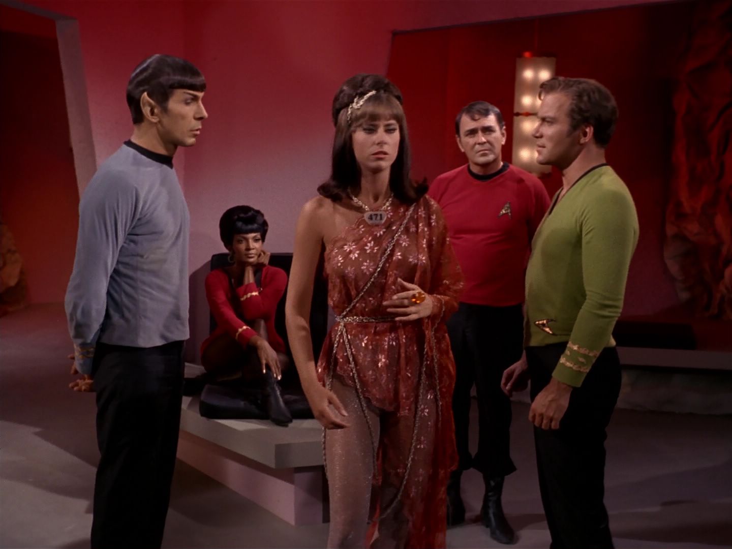 ariane179254_StarTrek_2x08_IMudd_1901.jpg