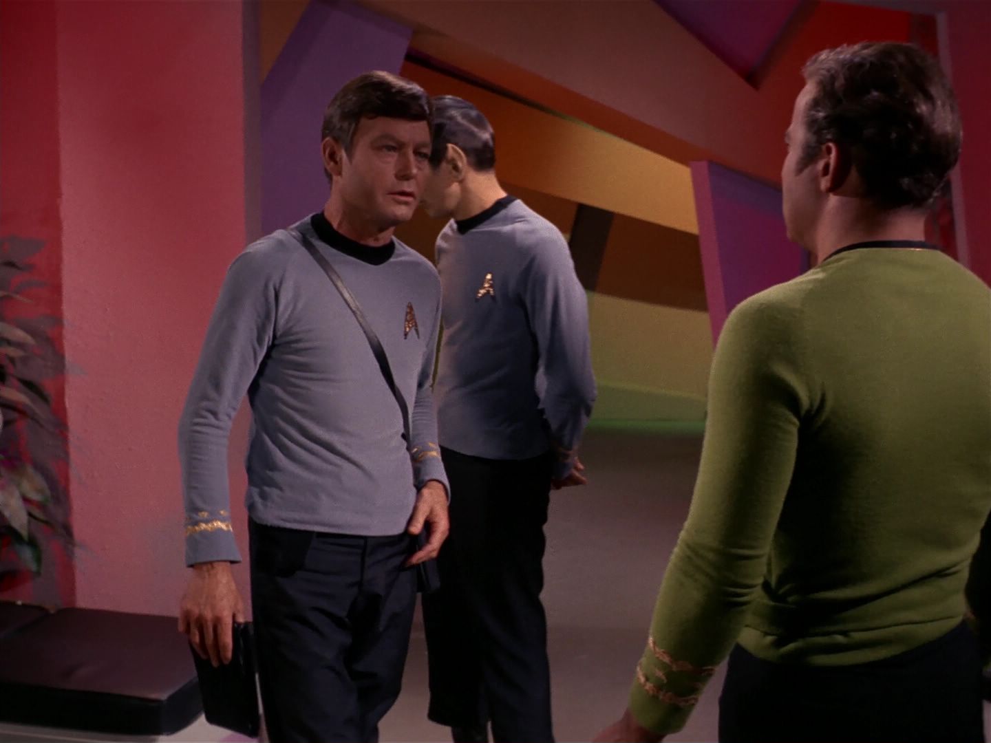 ariane179254_StarTrek_2x08_IMudd_1956.jpg