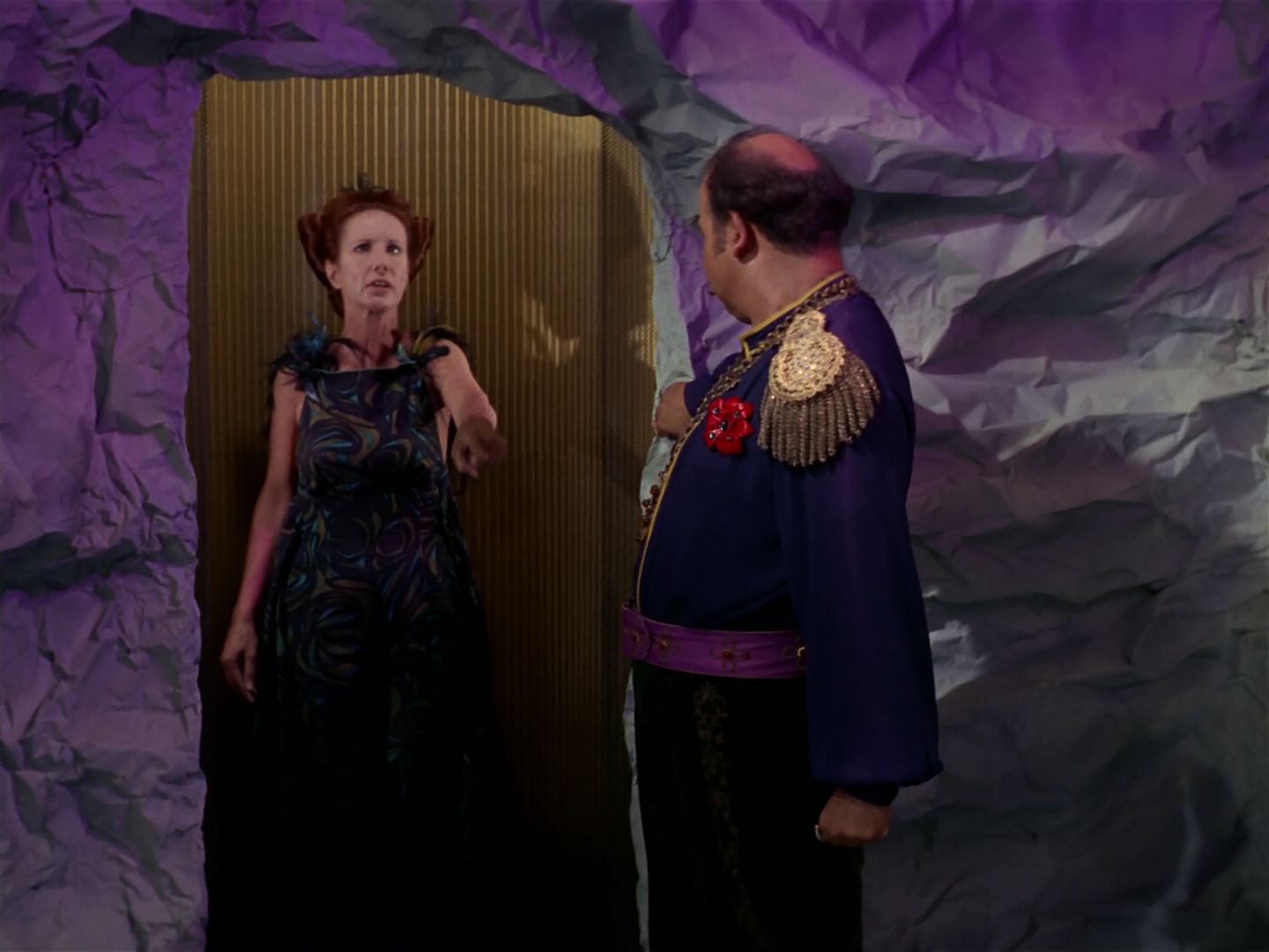 ariane179254_StarTrek_2x08_IMudd_2041.jpg