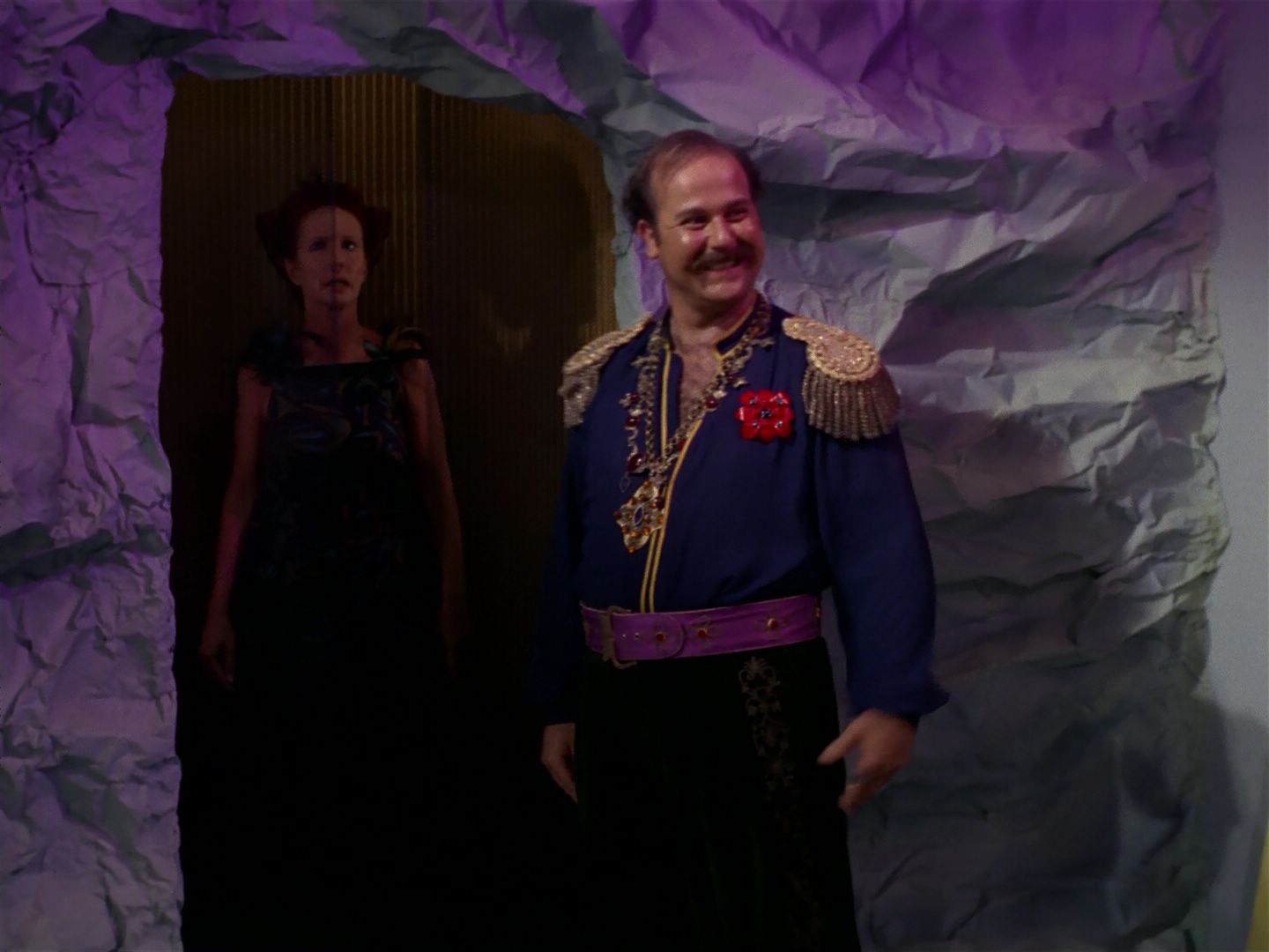 ariane179254_StarTrek_2x08_IMudd_2044.jpg