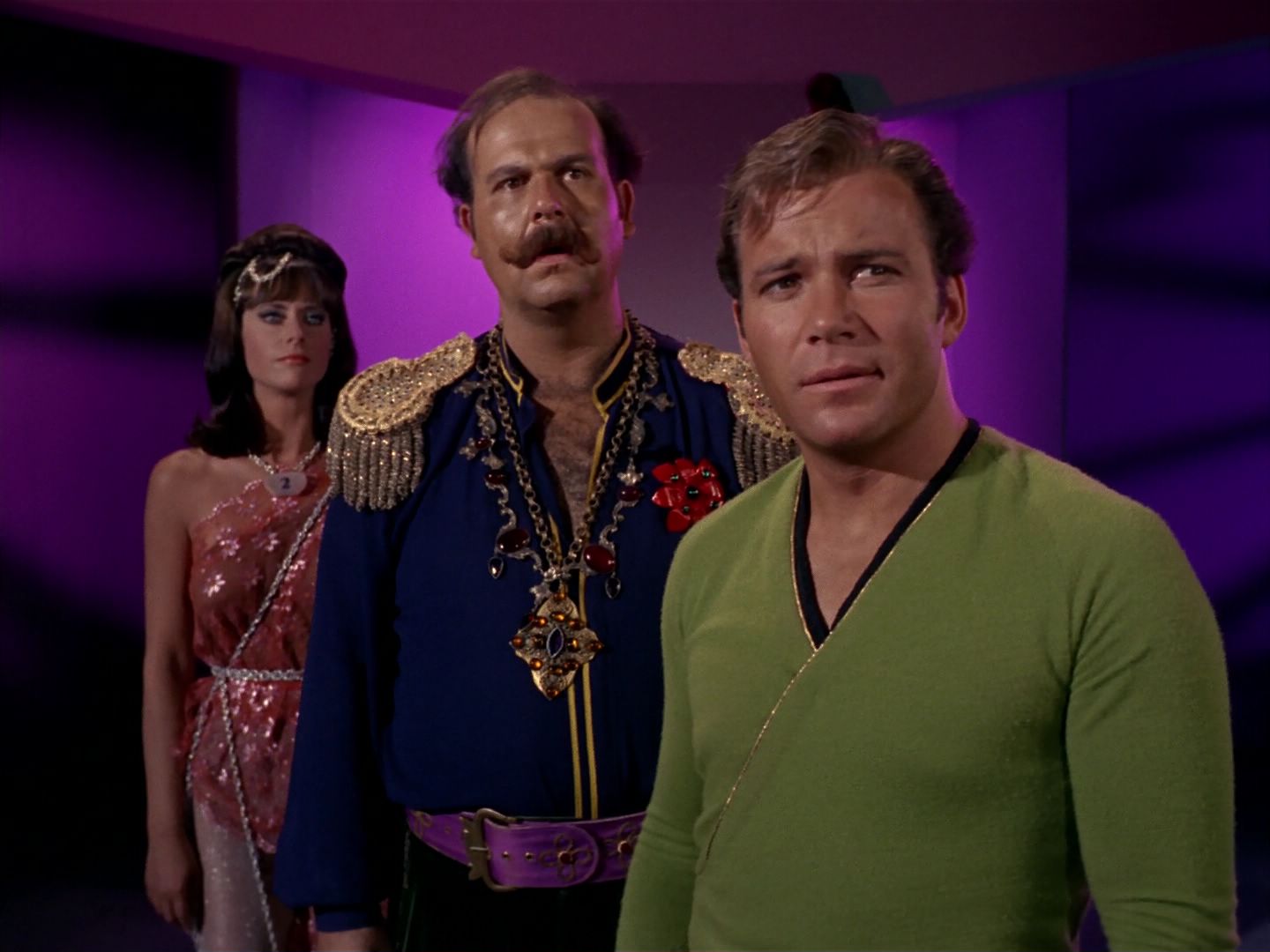 ariane179254_StarTrek_2x08_IMudd_2103.jpg