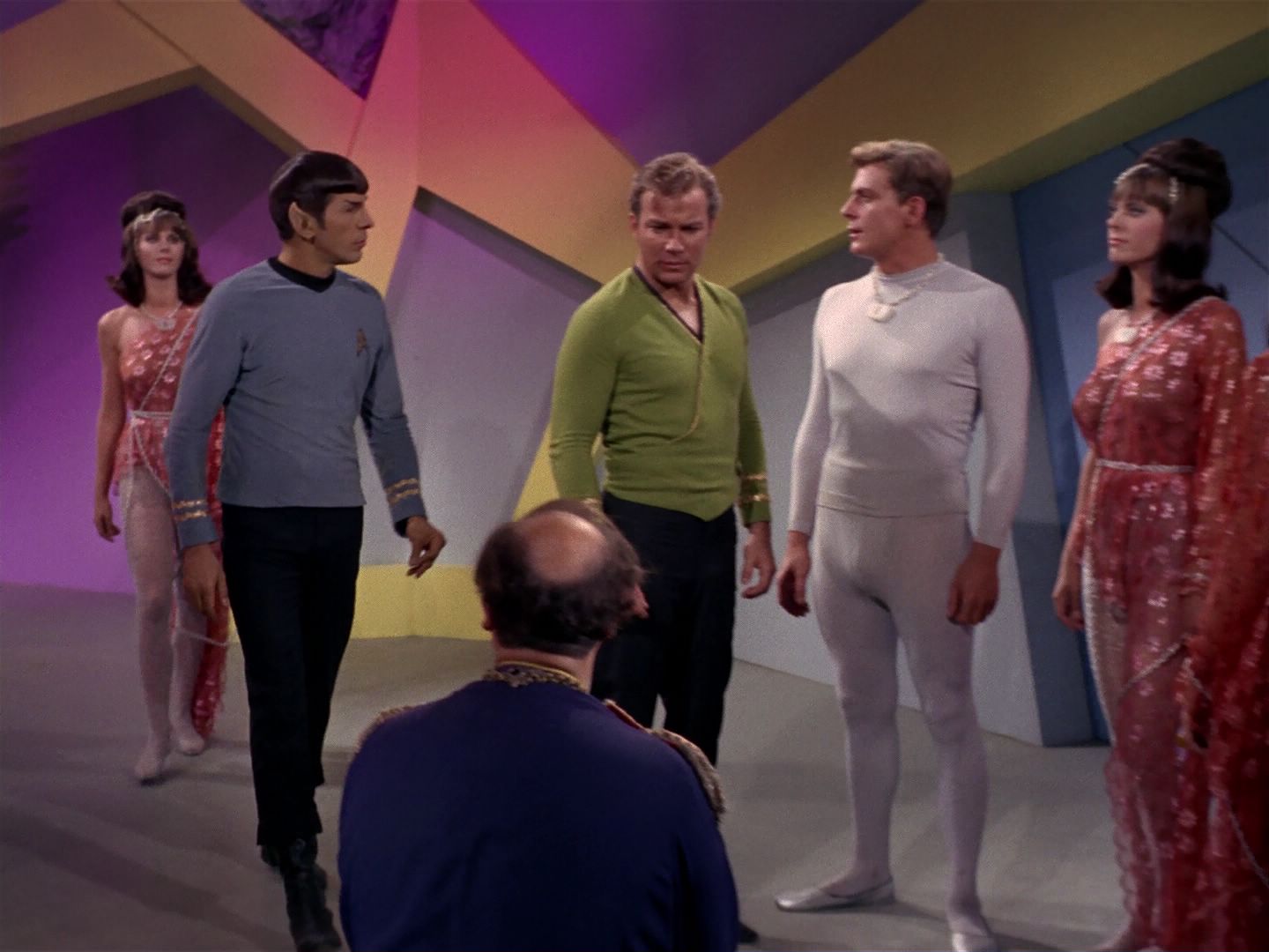 ariane179254_StarTrek_2x08_IMudd_2139.jpg