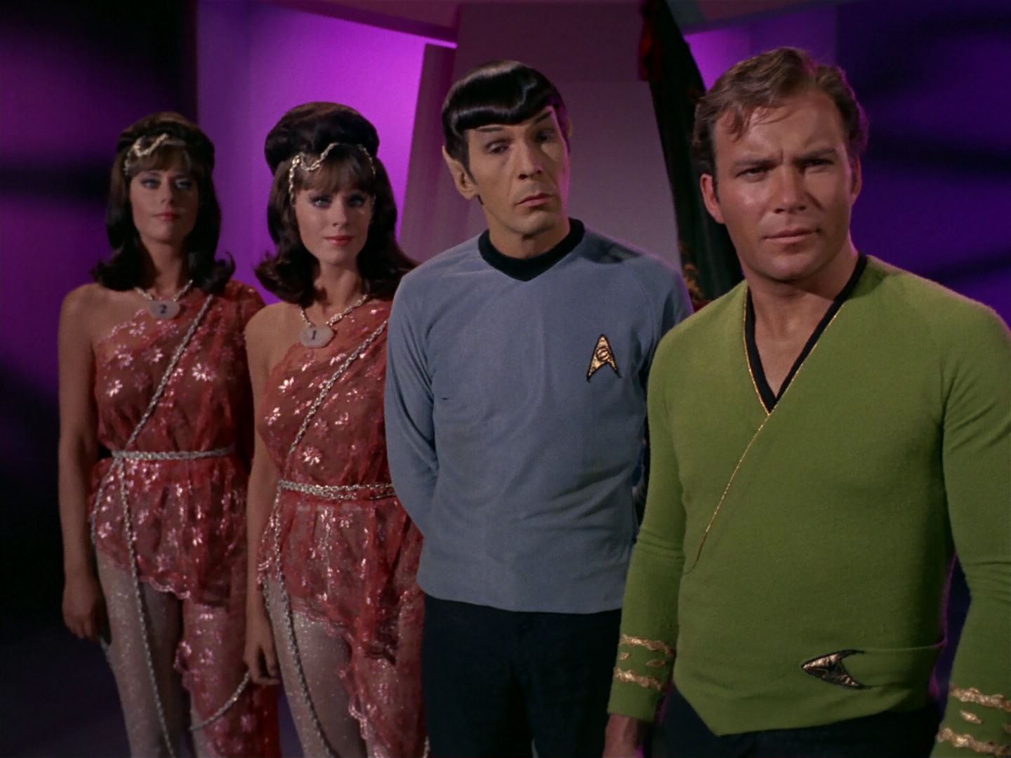 ariane179254_StarTrek_2x08_IMudd_2157.jpg
