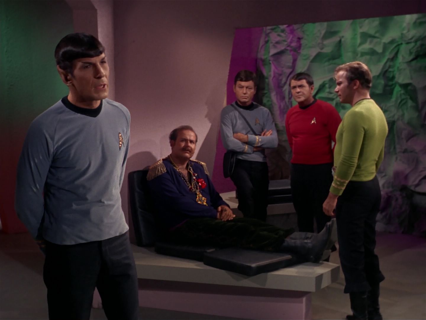 ariane179254_StarTrek_2x08_IMudd_2264.jpg