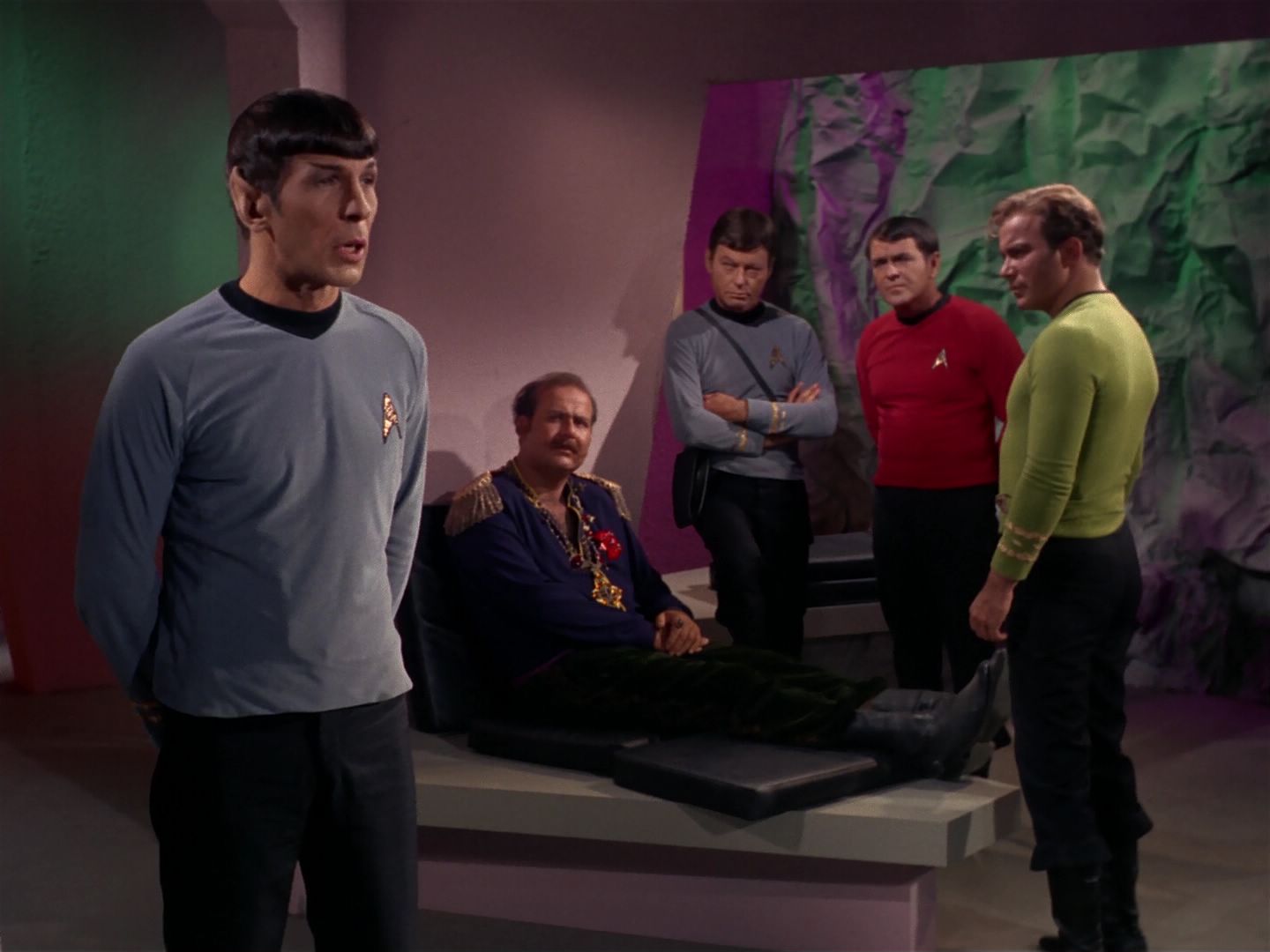 ariane179254_StarTrek_2x08_IMudd_2273.jpg