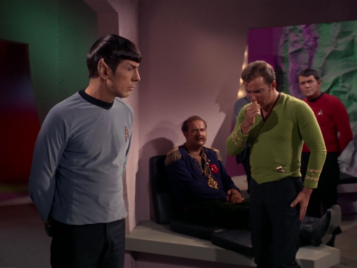 ariane179254_StarTrek_2x08_IMudd_2278.jpg