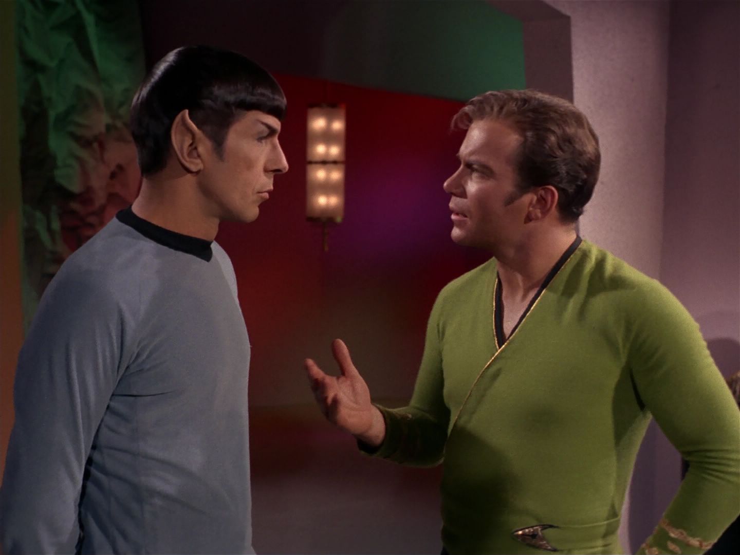 ariane179254_StarTrek_2x08_IMudd_2283.jpg