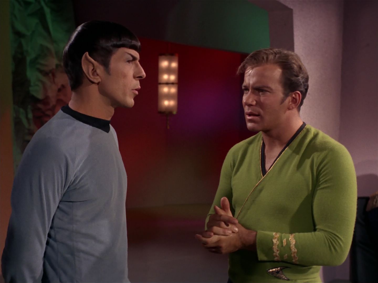 ariane179254_StarTrek_2x08_IMudd_2292.jpg
