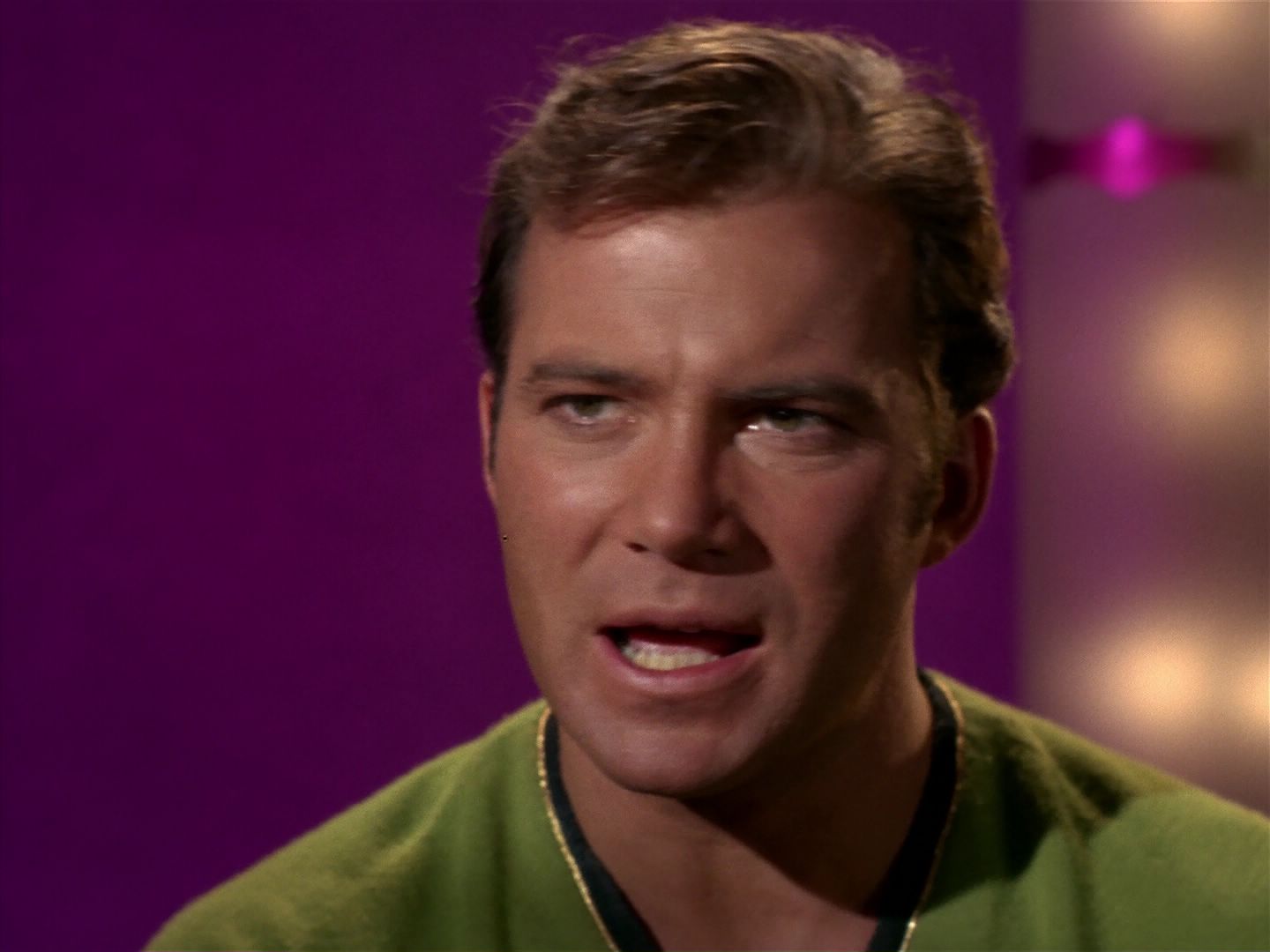 ariane179254_StarTrek_2x08_IMudd_2304.jpg