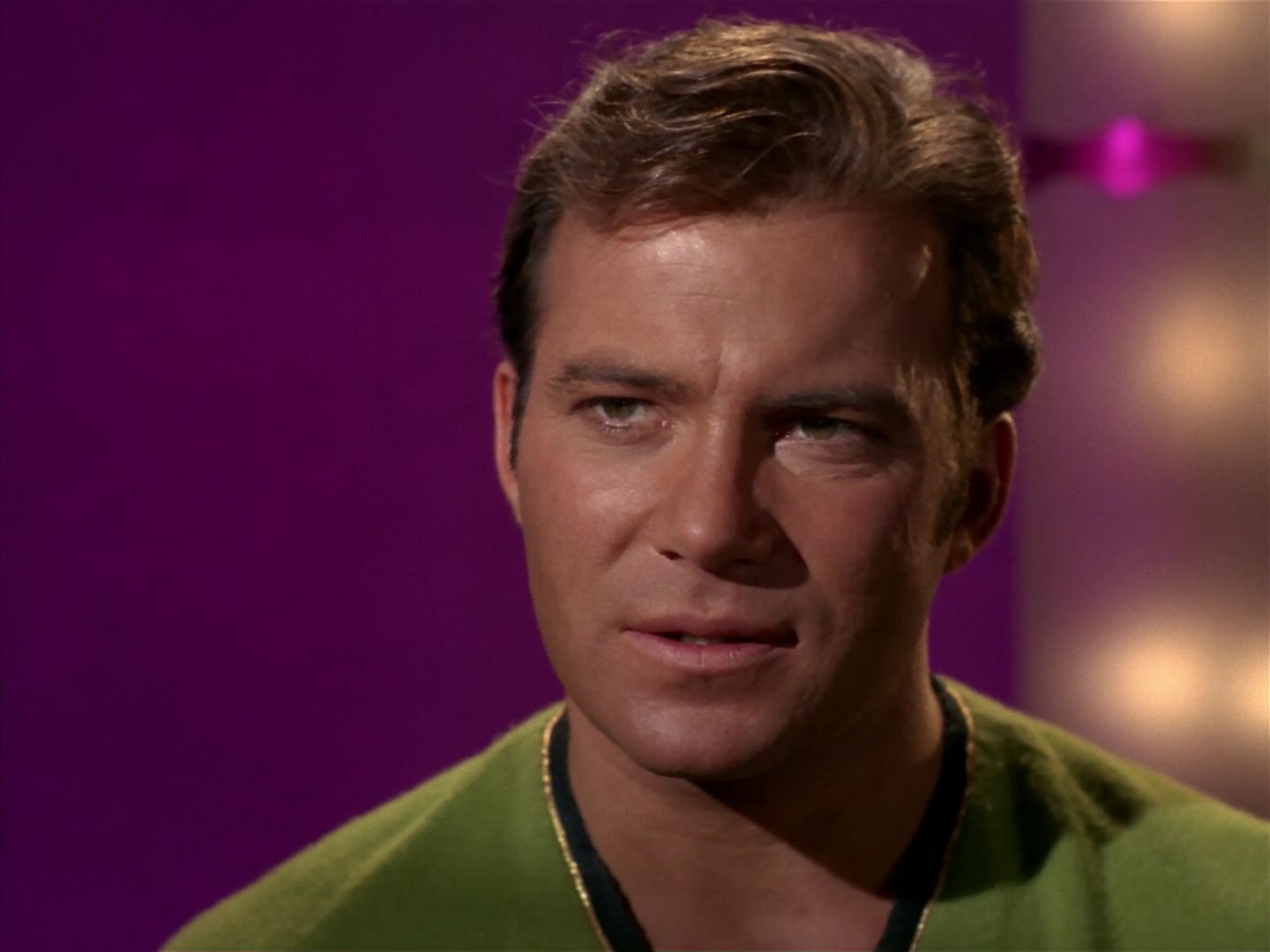 ariane179254_StarTrek_2x08_IMudd_2307.jpg