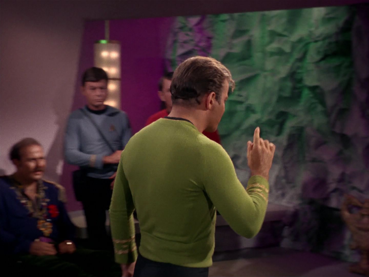 ariane179254_StarTrek_2x08_IMudd_2317.jpg
