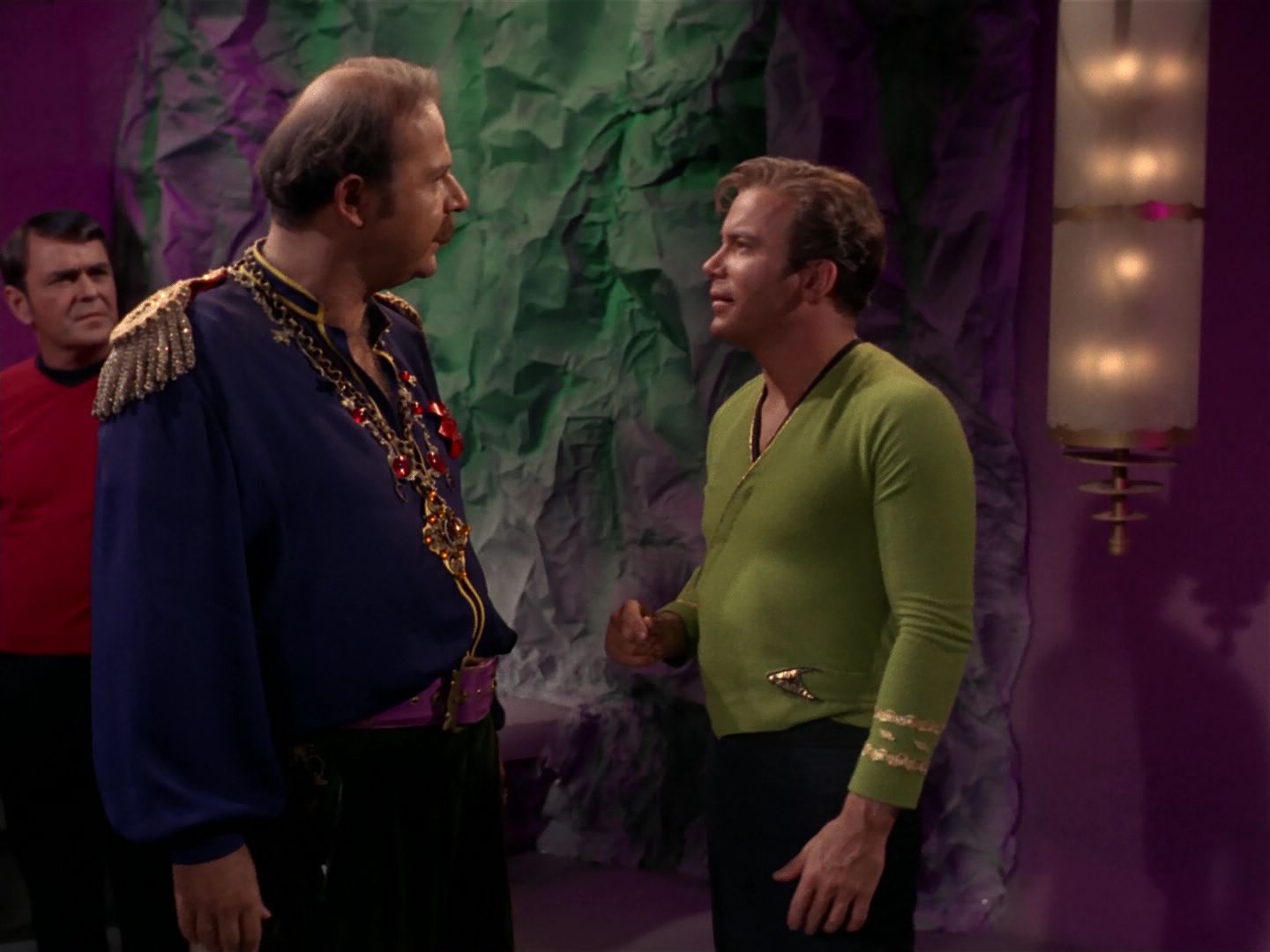 ariane179254_StarTrek_2x08_IMudd_2330.jpg