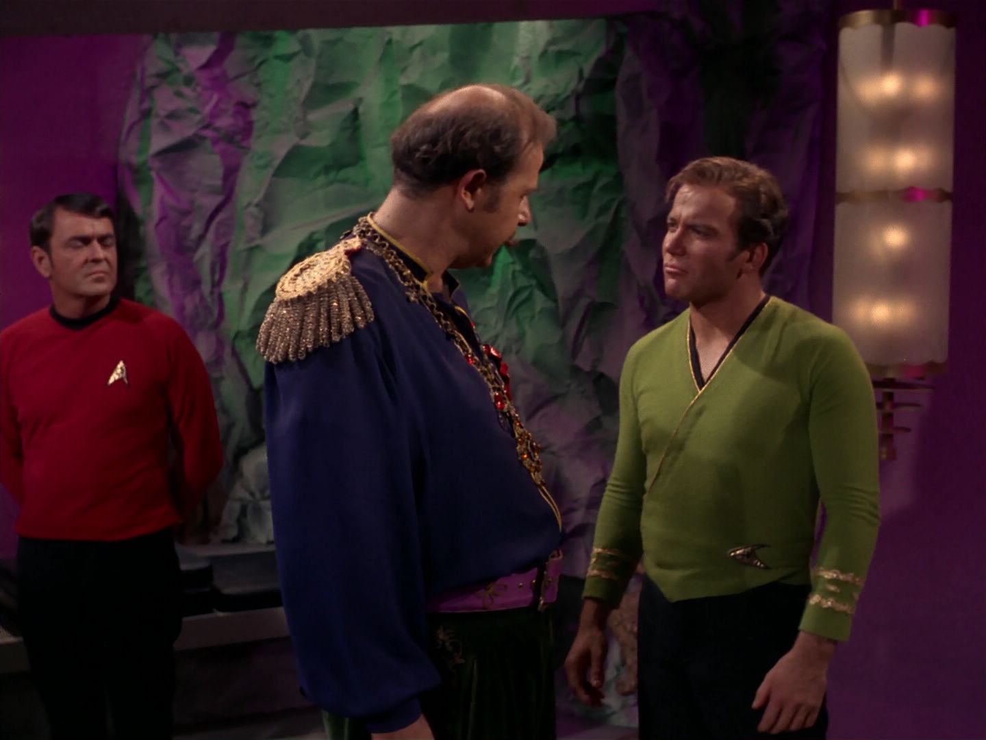 ariane179254_StarTrek_2x08_IMudd_2368.jpg