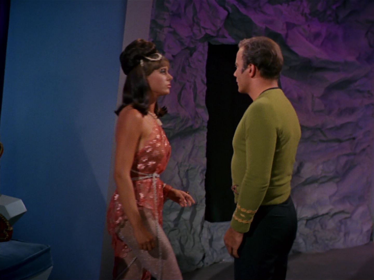ariane179254_StarTrek_2x08_IMudd_2450.jpg