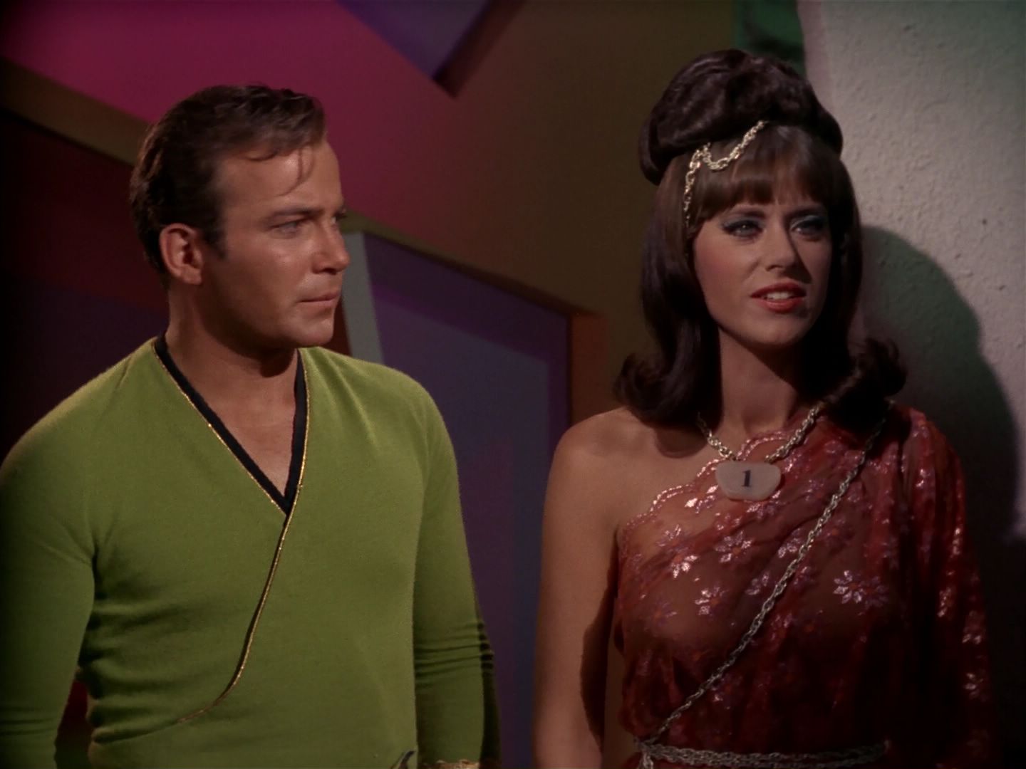 ariane179254_StarTrek_2x08_IMudd_2493.jpg