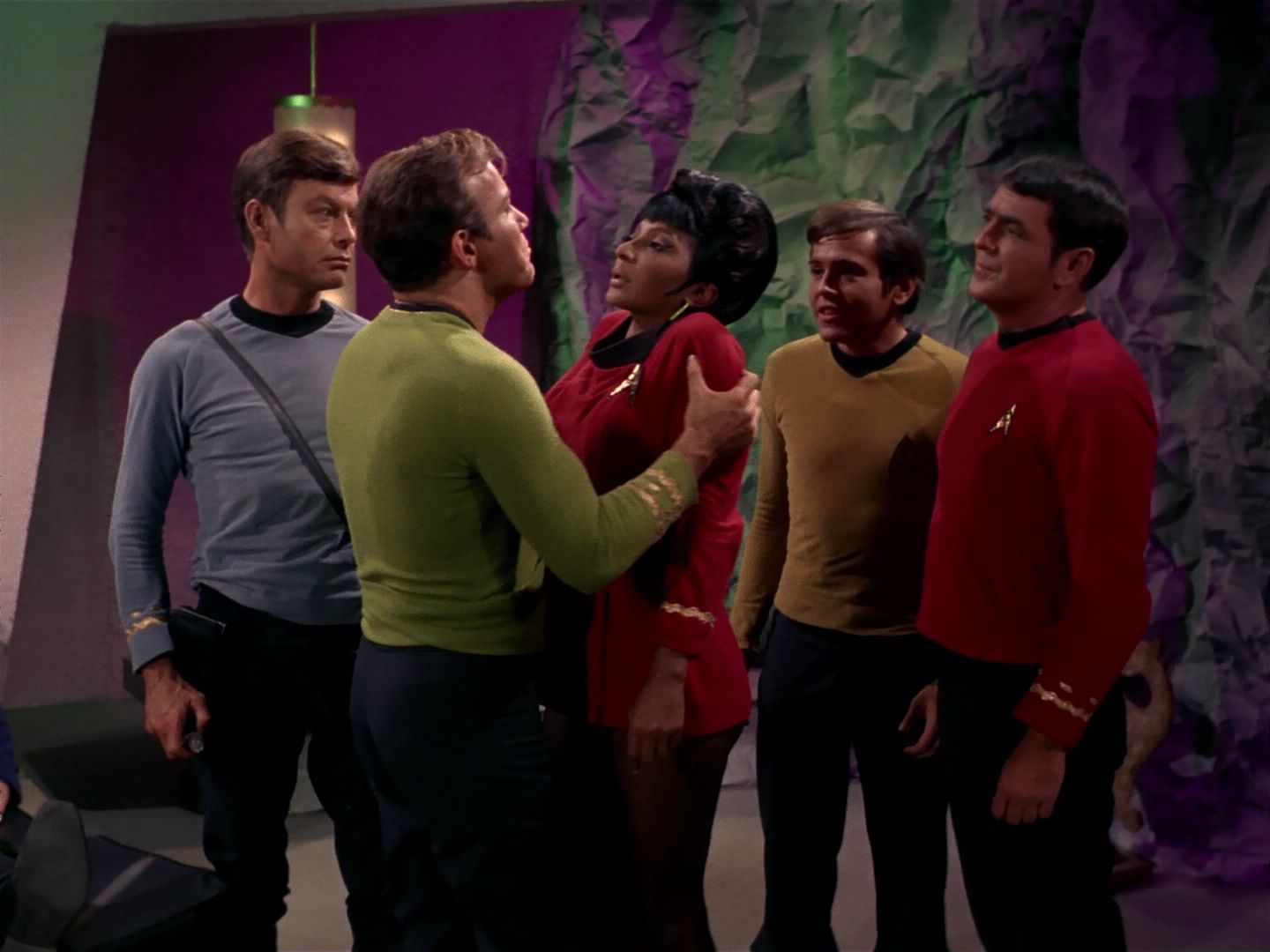 ariane179254_StarTrek_2x08_IMudd_2512.jpg
