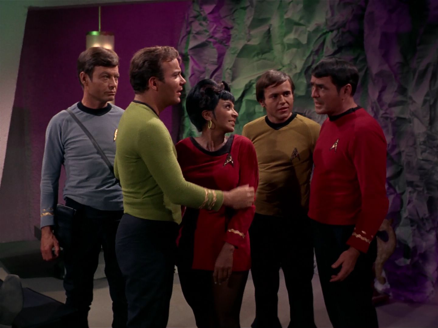 ariane179254_StarTrek_2x08_IMudd_2518.jpg
