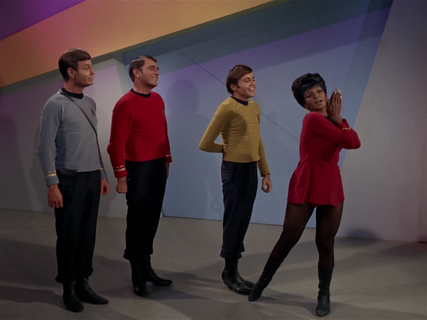 ariane179254_StarTrek_2x08_IMudd_2611.jpg