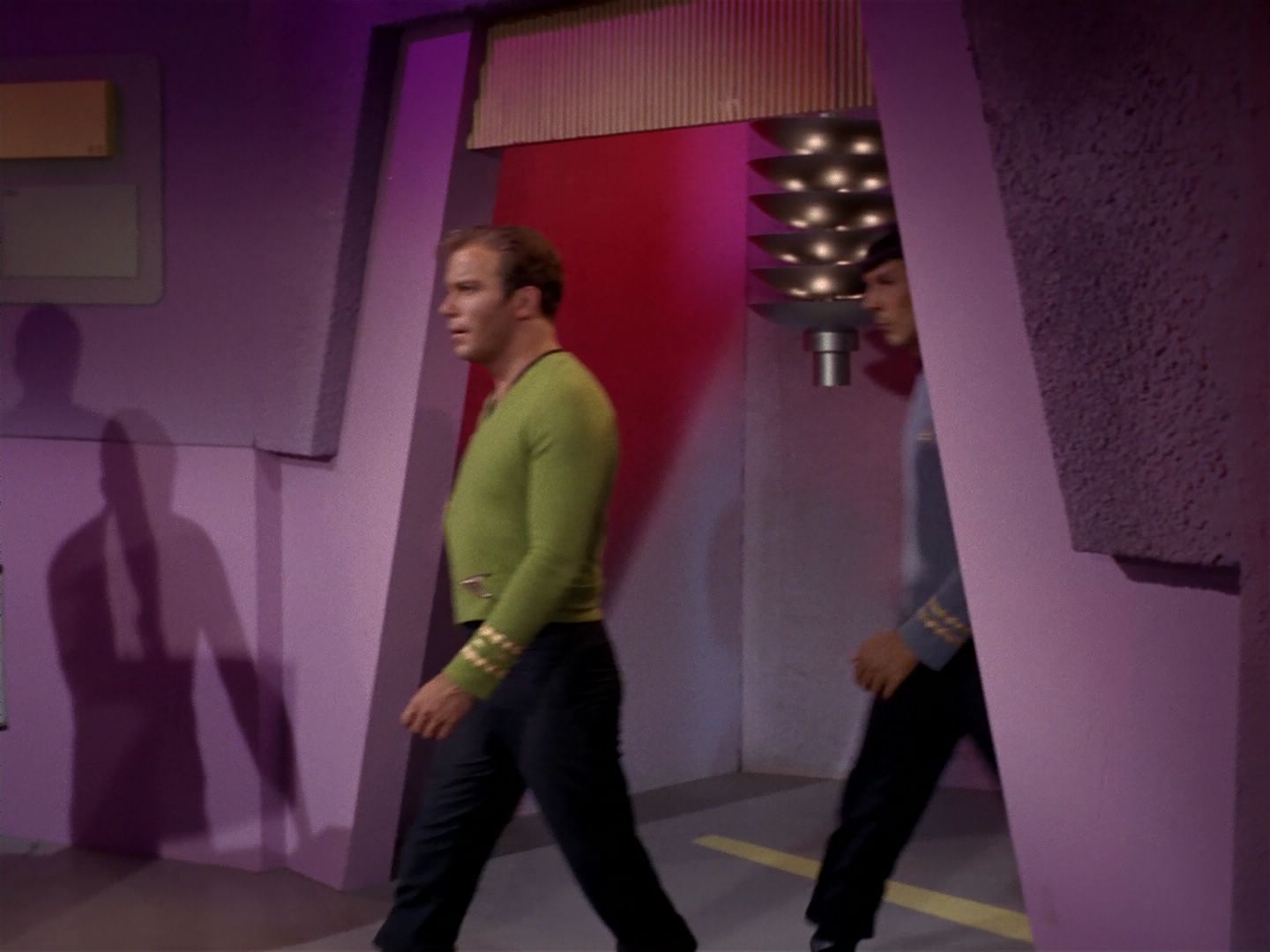 ariane179254_StarTrek_2x08_IMudd_2778.jpg