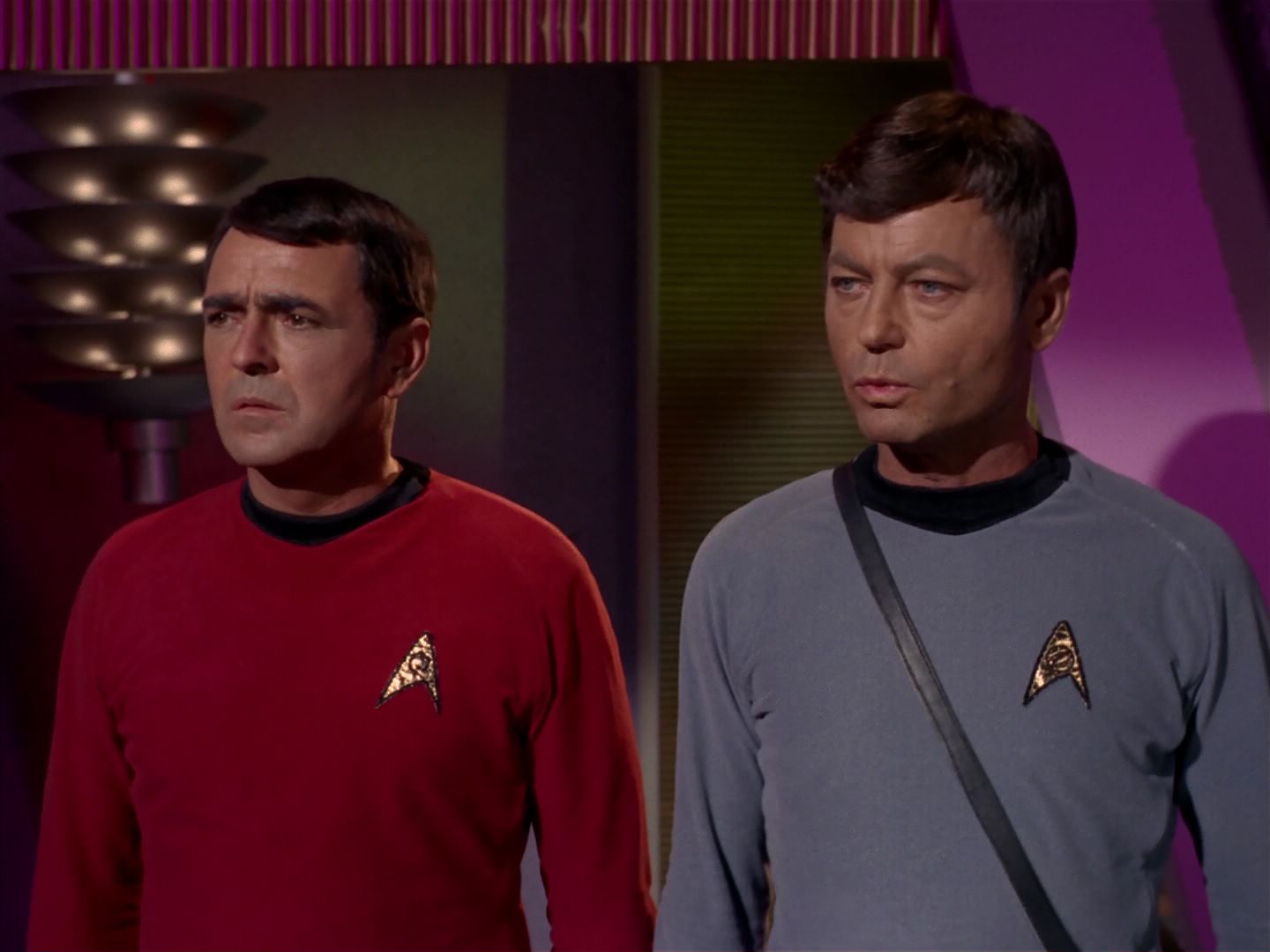 ariane179254_StarTrek_2x08_IMudd_2838.jpg