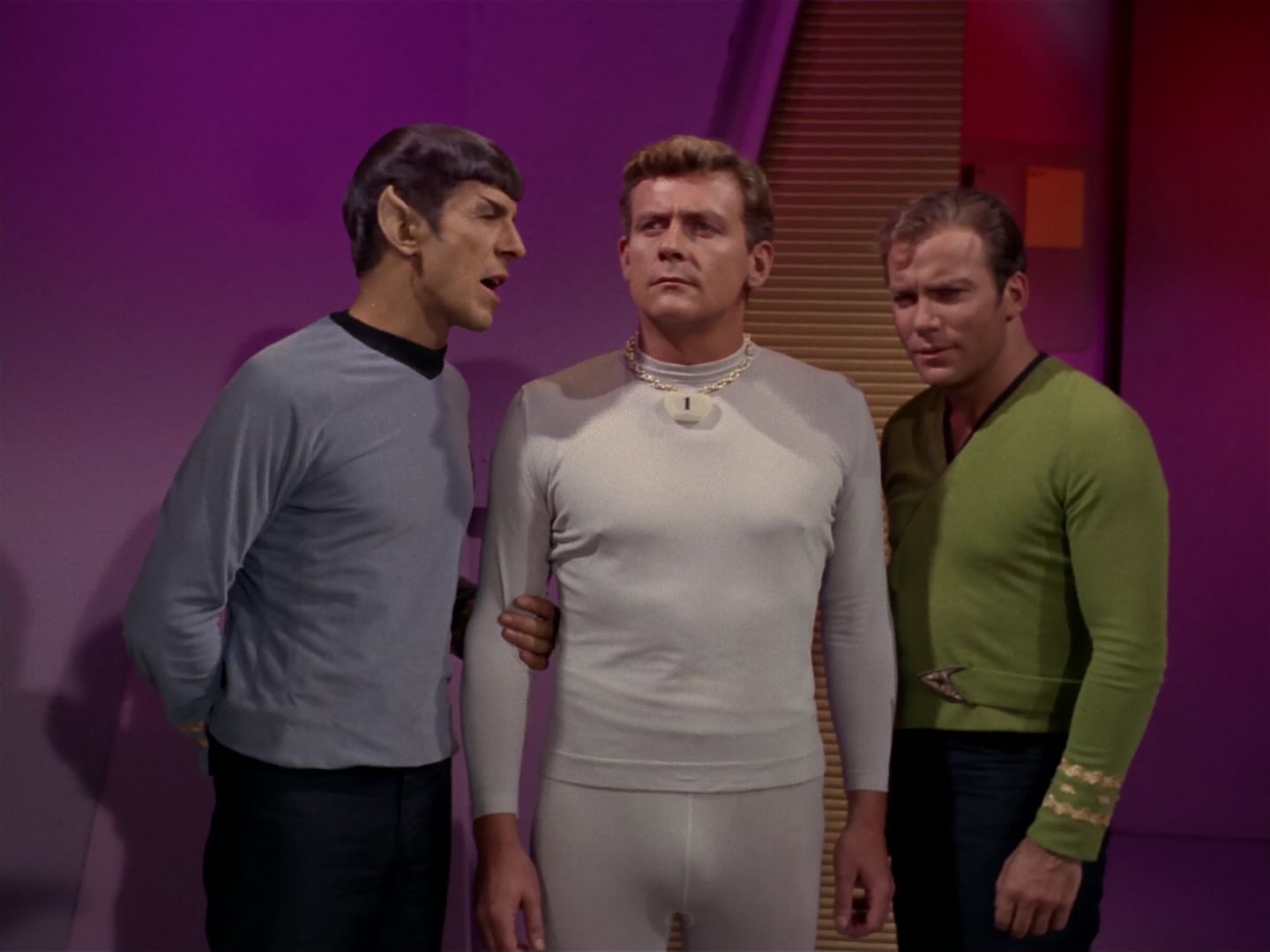 ariane179254_StarTrek_2x08_IMudd_2886.jpg