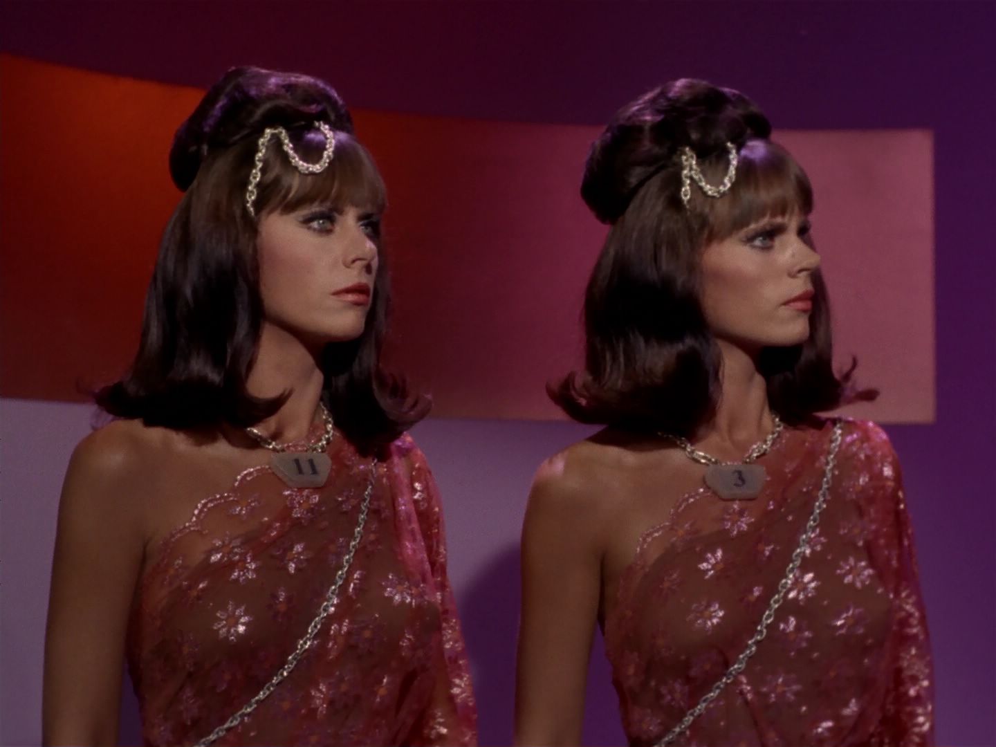ariane179254_StarTrek_2x08_IMudd_2887.jpg