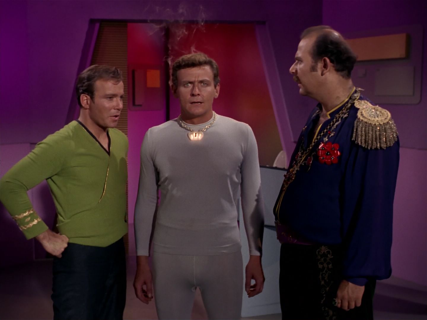 ariane179254_StarTrek_2x08_IMudd_3124.jpg