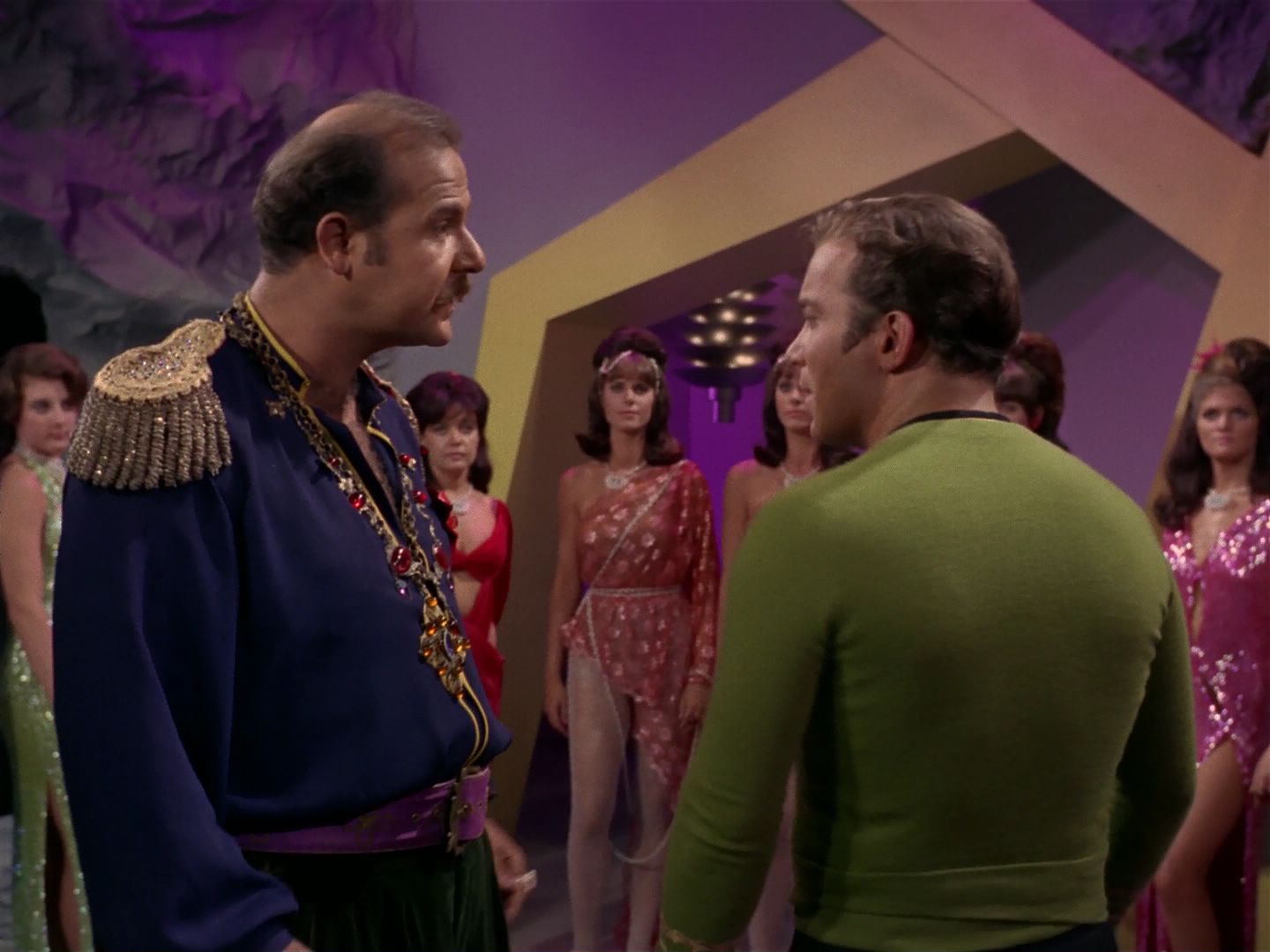 ariane179254_StarTrek_2x08_IMudd_3227.jpg
