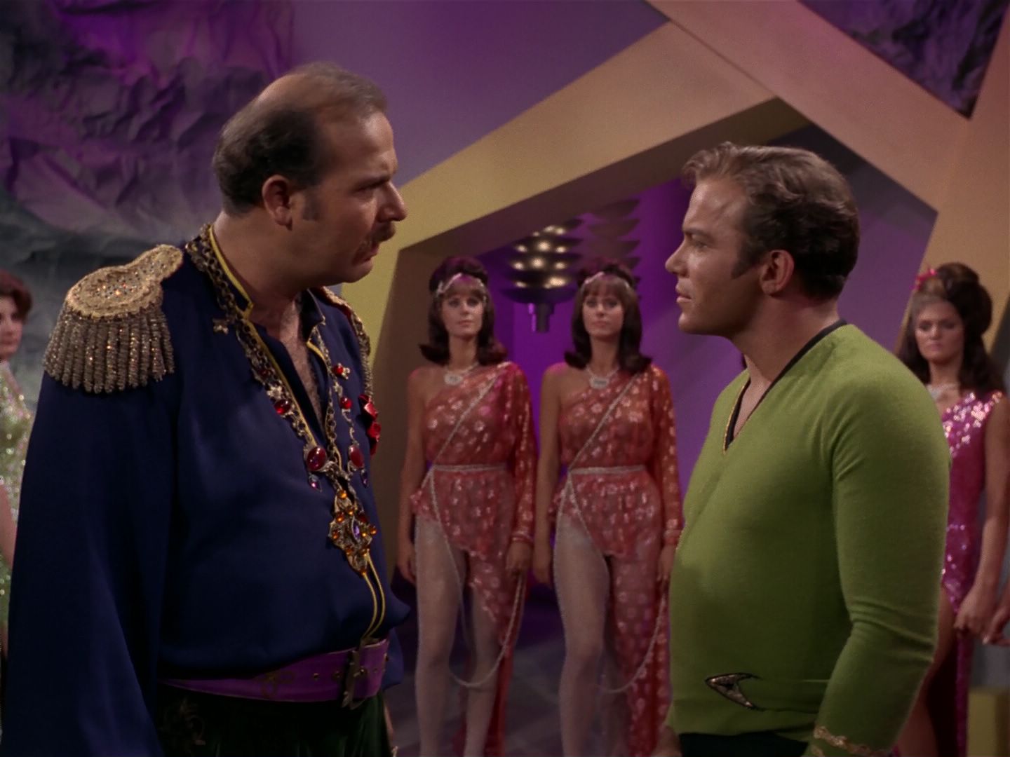 ariane179254_StarTrek_2x08_IMudd_3241.jpg
