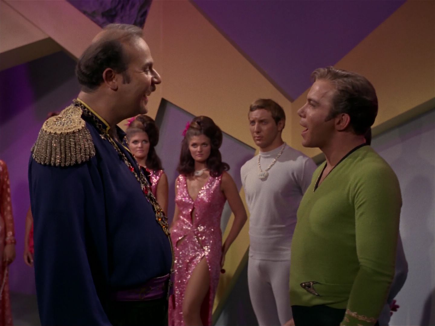 ariane179254_StarTrek_2x08_IMudd_3291.jpg