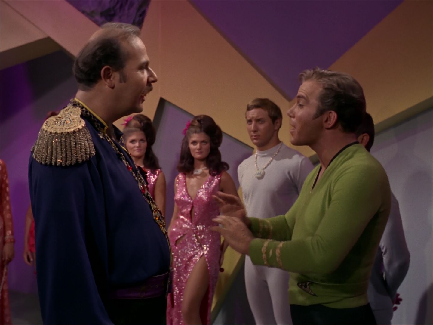 ariane179254_StarTrek_2x08_IMudd_3294.jpg