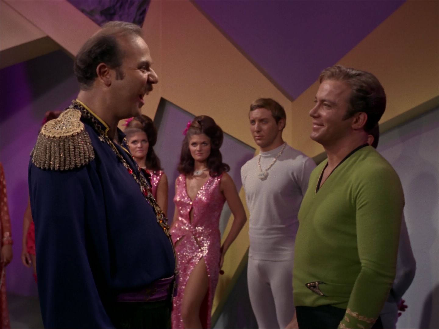 ariane179254_StarTrek_2x08_IMudd_3302.jpg
