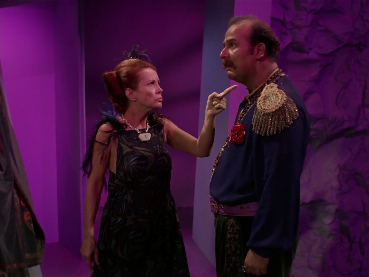 ariane179254_StarTrek_2x08_IMudd_3325.jpg