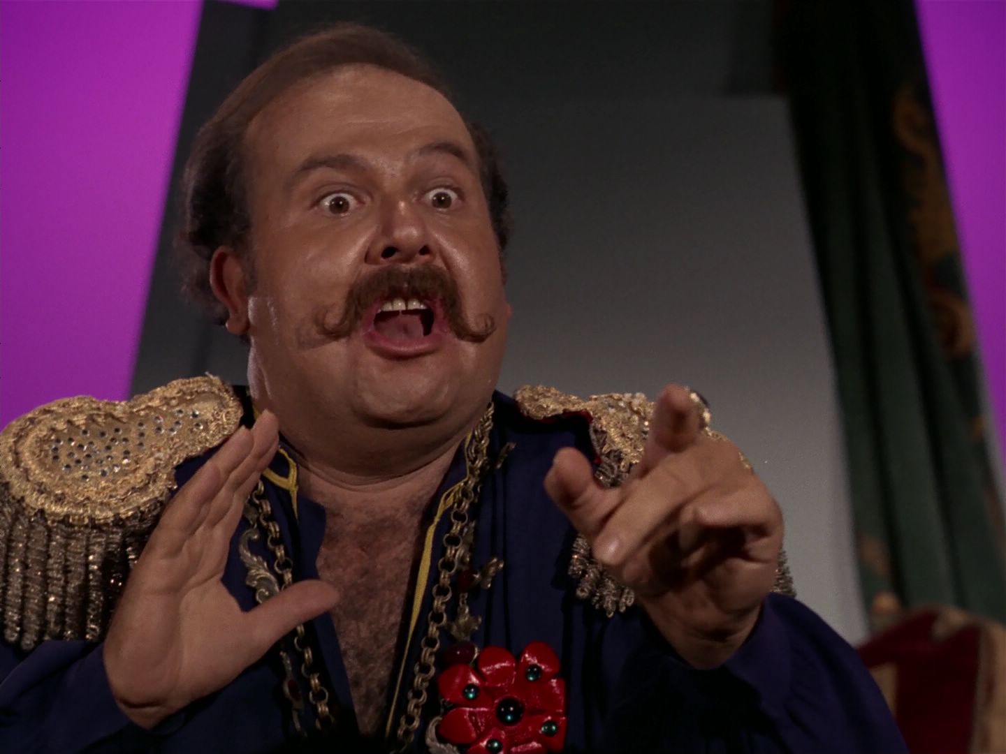 ariane179254_StarTrek_2x08_IMudd_3348.jpg