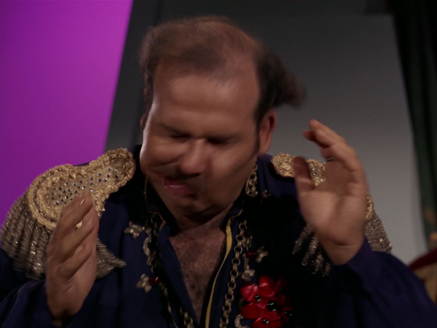 ariane179254_StarTrek_2x08_IMudd_3351.jpg